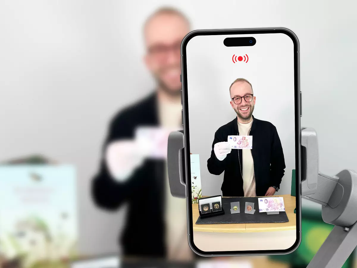 Mobiltelefon das einen Livestream von Can Reppa aufnimmt