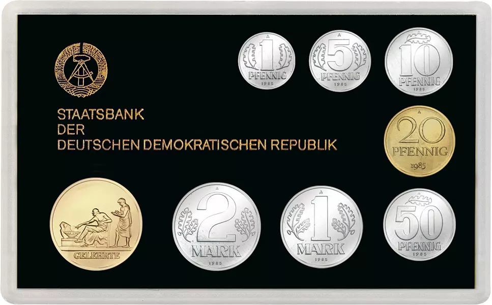 1 Pfennig - 2 Mark DDR Kursmünzensatz inkl. Gedenkprägung Gelehrte 1982