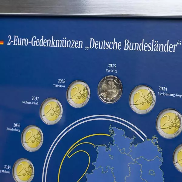 Präsentationsrahmen für alle 16 Ausgaben der 2-Euro Bundesländer-Serie 2023-2038