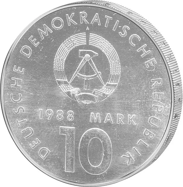 10 Mark DDR 40 Jahre Deutscher Turn- und Sportbund 1988 Stempelglanz